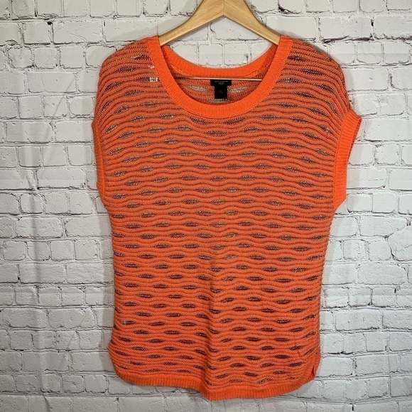 Ann Taylor Short Sleeve Sweater - Picture 1 of 7